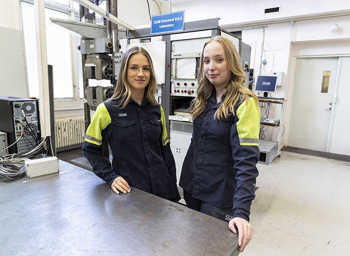 Tekniksprångare Alva och Linn