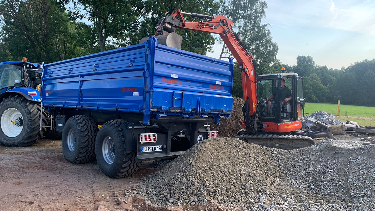 Reisch Fahrzeugbau vertraut auf Hardox®Ladebordwände von Fuhrman.  