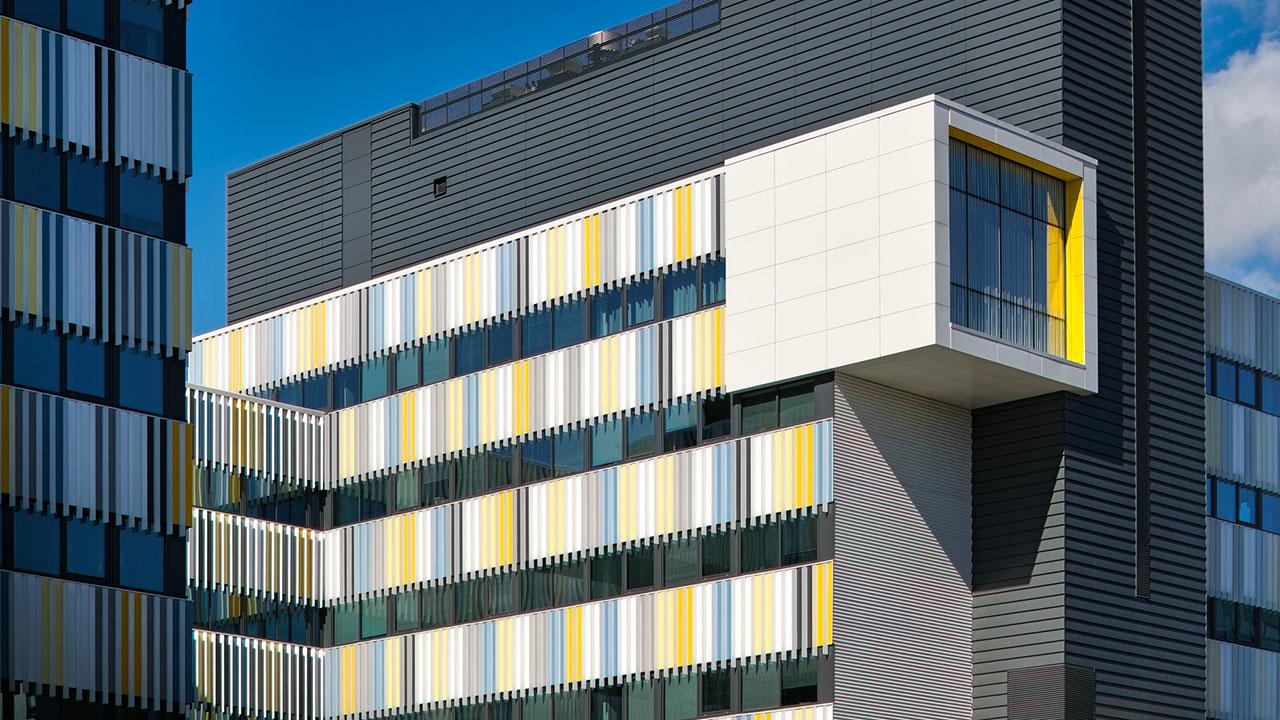 Cassettes/lamellas for façades made from GreenCoat®