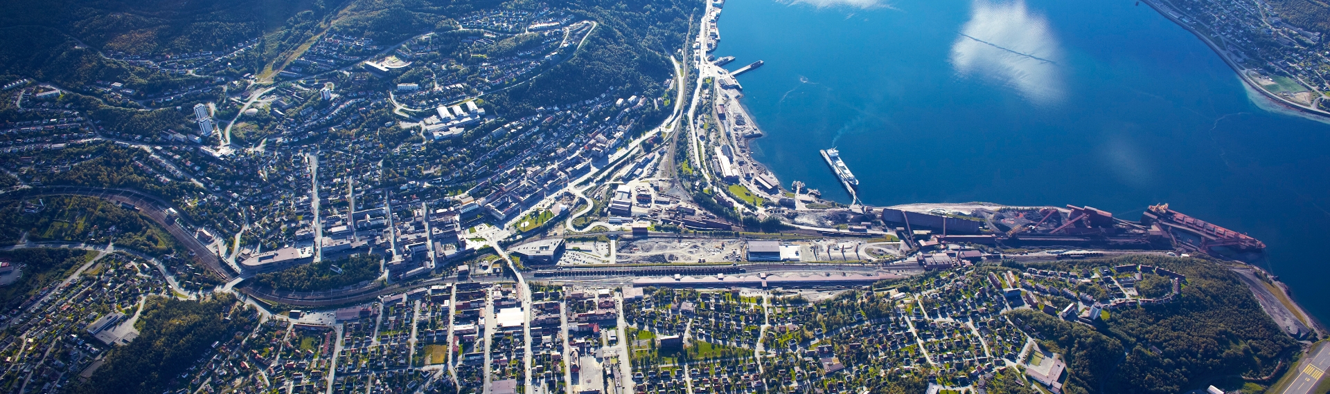 Harbor in Narvik, Norway, where LKAB has enormous processing and material handling facilities using Hardox® 600 wear plate in chutes and skips.