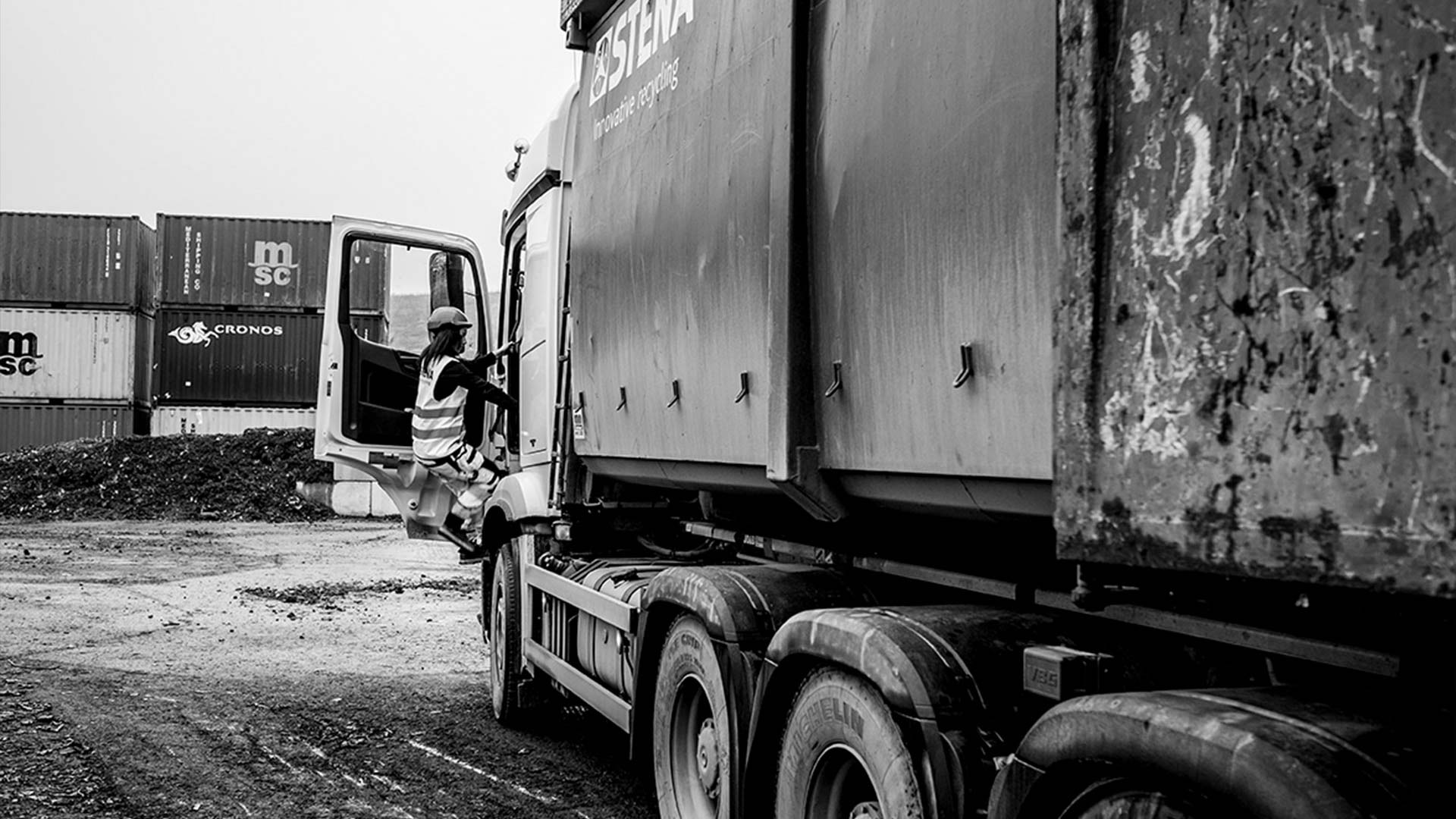 Crushers, grapples, refuse trucks