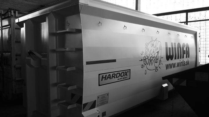 Hardox® In My Body tanúsítvánnyal rendelkező konténerek a Winfától