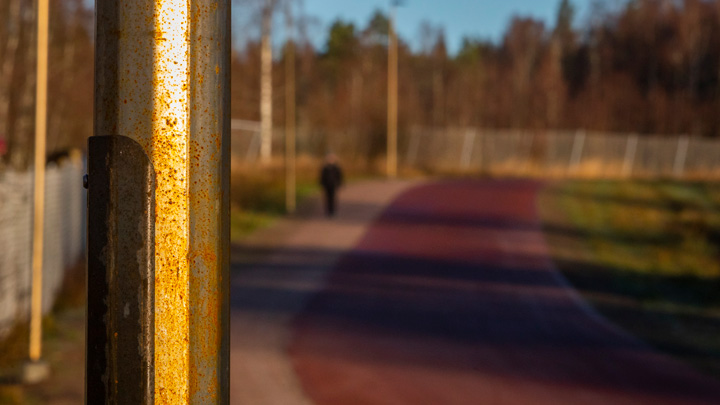 Belysningsstolpar i SSAB Weathering på Lugnet i Falun